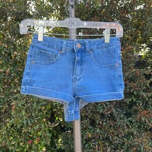 Forever 21 Blue Denim Booty Shorts Jean Women’s 24